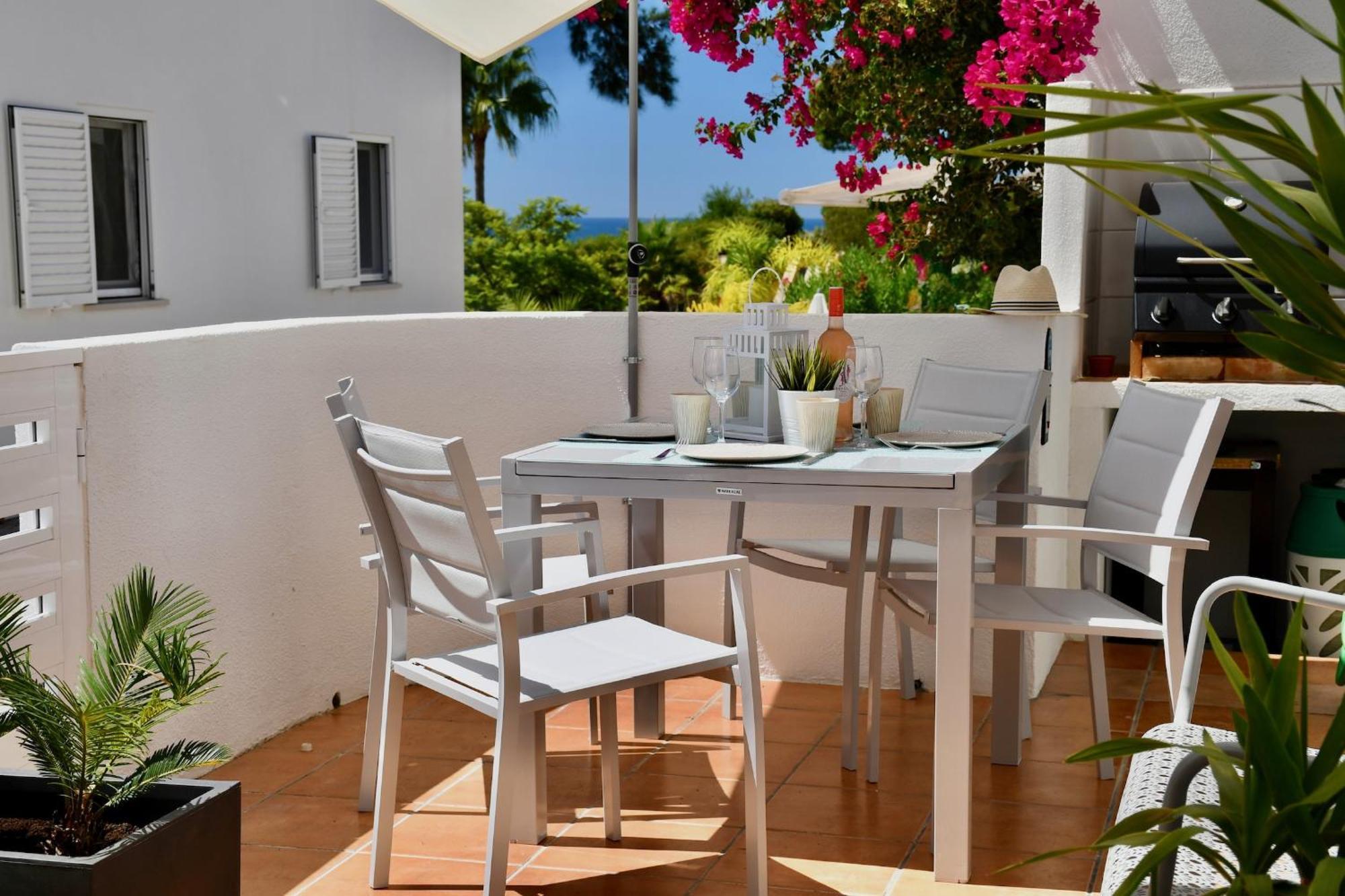 Aquamarine - Gemstone Getaway Apartment วาเลโดโลโบ ภายนอก รูปภาพ