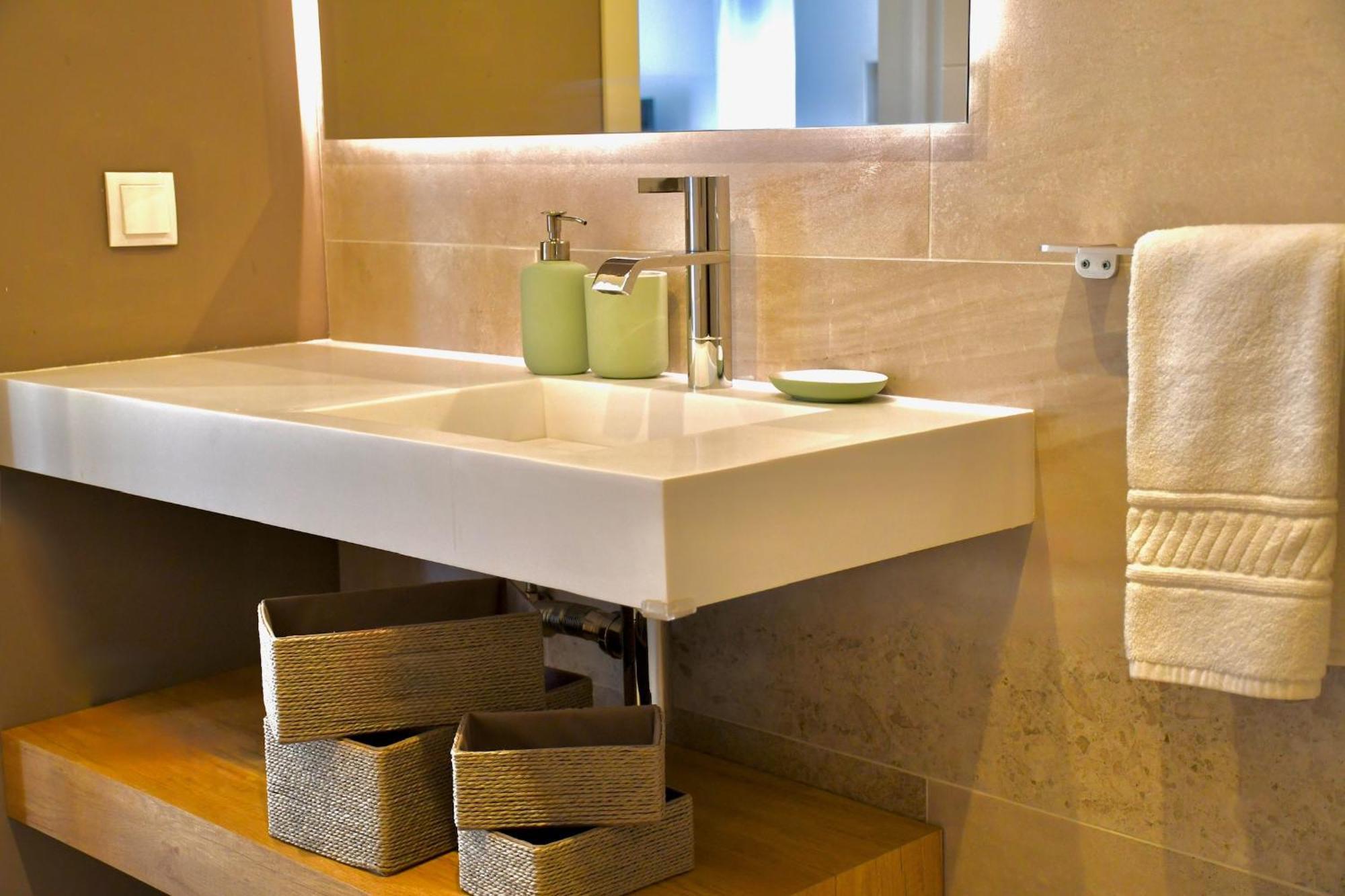 Aquamarine - Gemstone Getaway Apartment วาเลโดโลโบ ภายนอก รูปภาพ